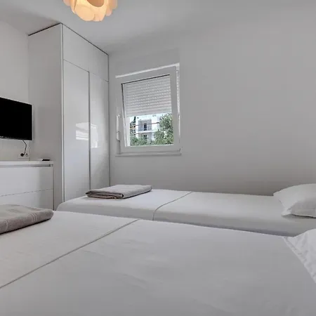 Apartment Adele